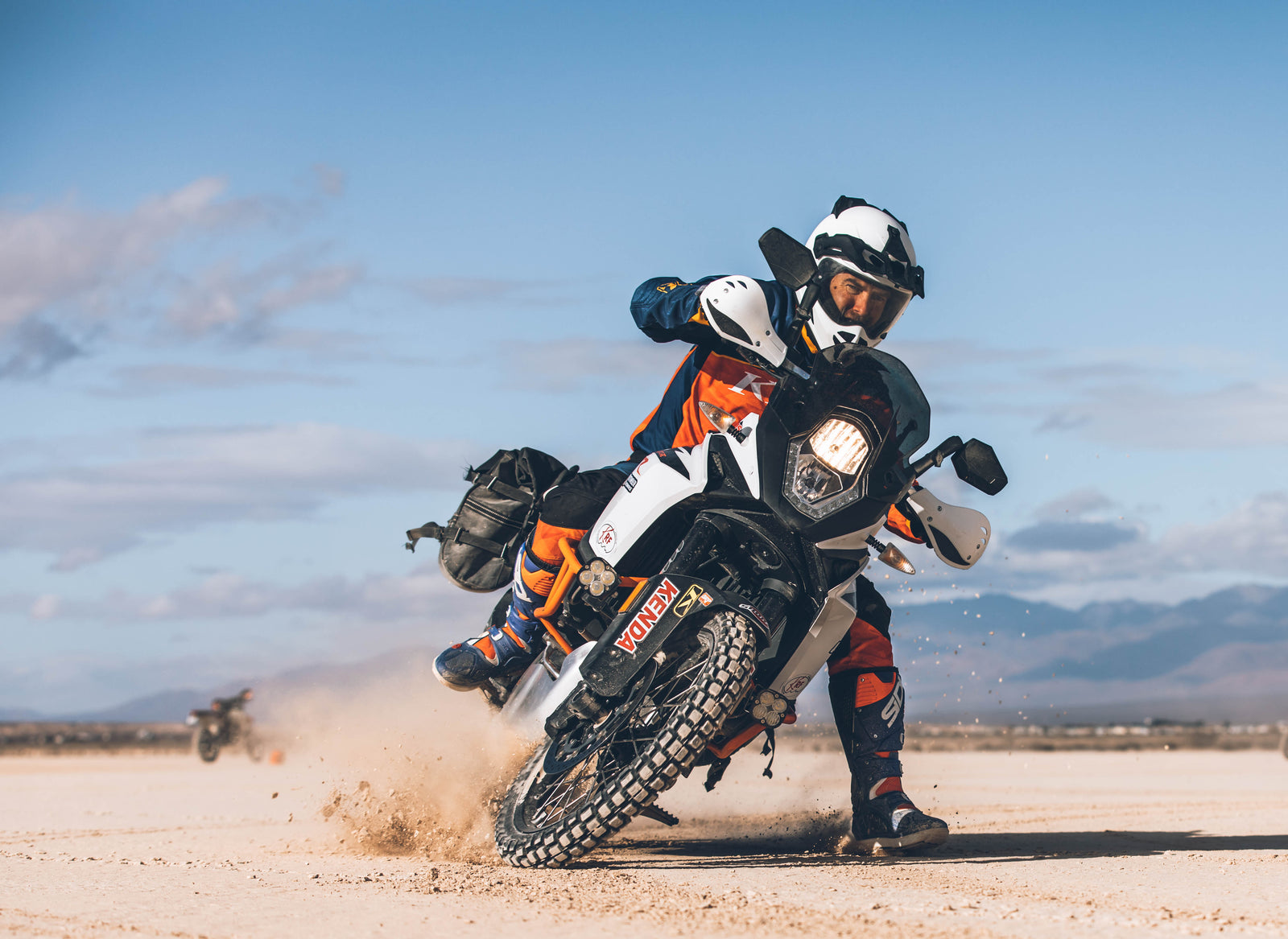 Dakar Rally Legend Jimmy Lewis & The Mojave