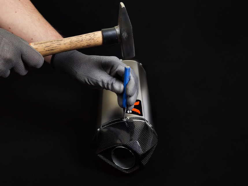 Wings Carbon Cap Replacement KTM 690 Enduro/SMC